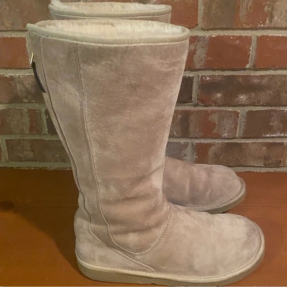 UGG Knightsbridge - Picture 2 of 9